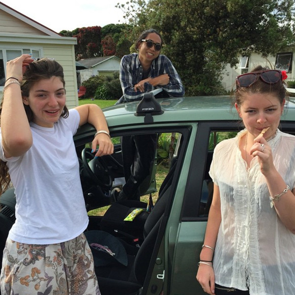 See Lorde Without Makeup E Online